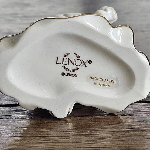 LENOX 2003 Bride and Groom Porcelain Ornament with Box - Picture 6 of 8